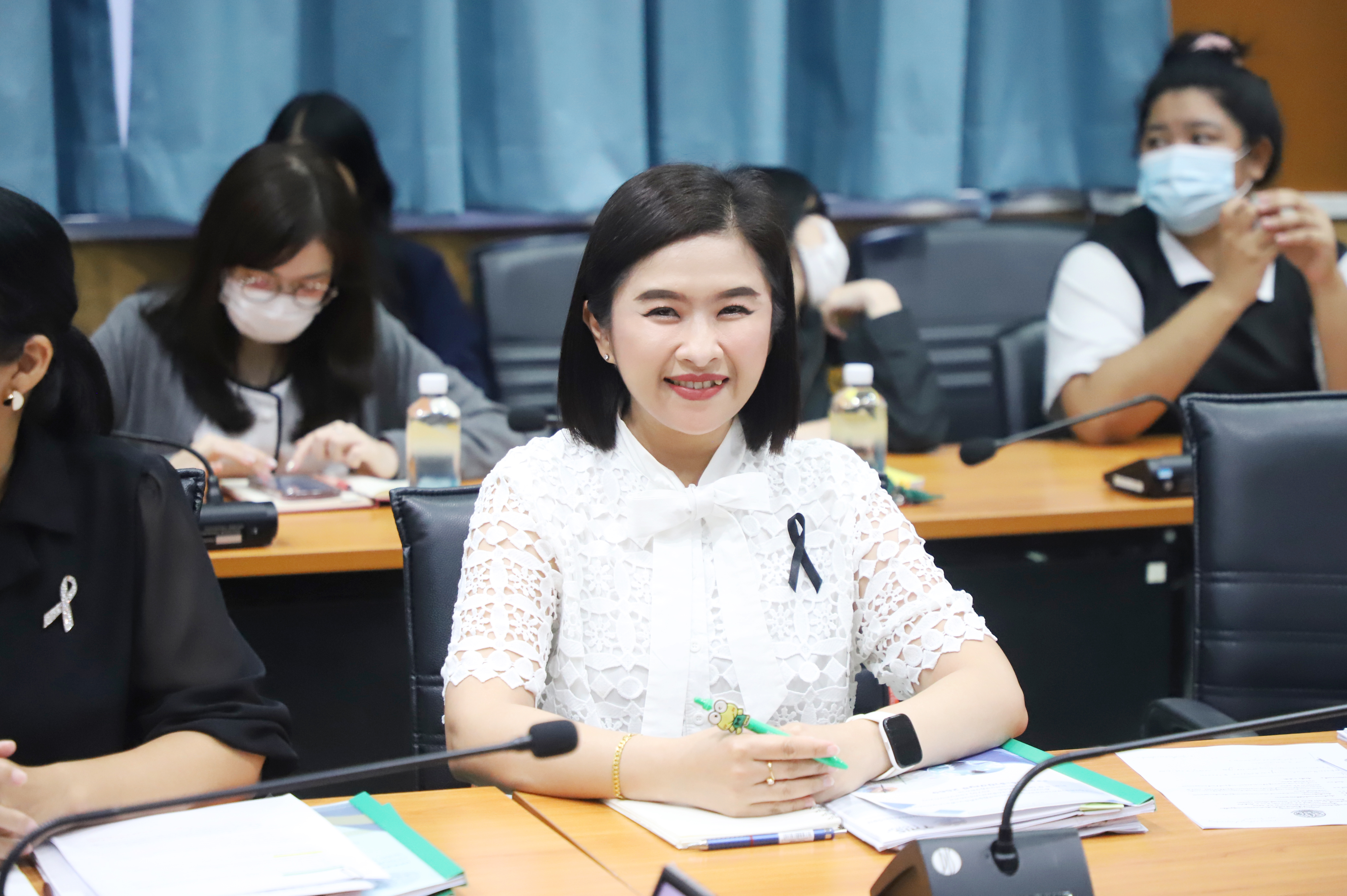 title - สำนักบริหารกองทุน (สบท.)  จัดการประชุมภายใน เพื่อติดตามเร่งรัดการดำเนินงานตามกรอบหน้าที่และตัวชี้วัด